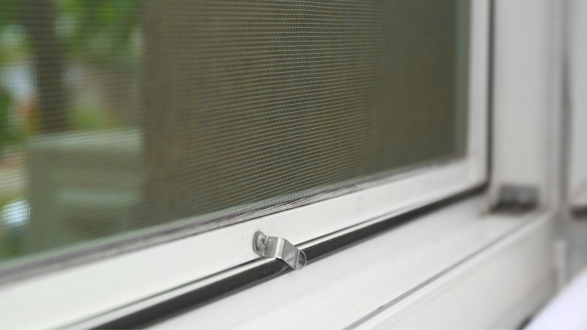 Vinyl Window Screen Repair